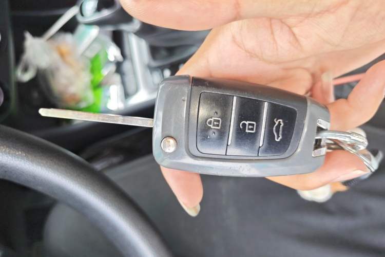 Used Hyundai Celesta 2018 1.6L Automatic GL Enjoyment Edition China VI compliant Vehicle Key