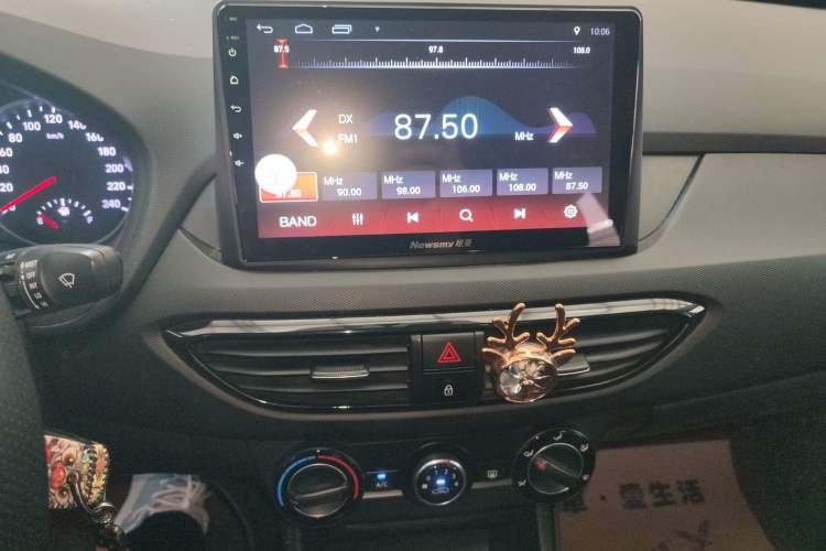 Used Hyundai Celesta 2018 1.6L Automatic GL Enjoyment Version China V Standard Audio And AC Panel