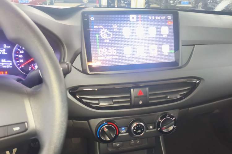 Used Hyundai Celesta 2018 1.6L Automatic GL Enjoyment Version China V Standard Audio And AC Panel