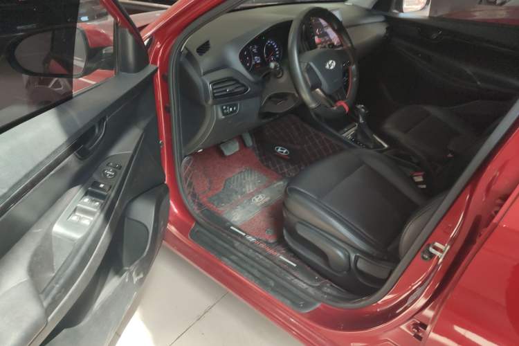 Used Hyundai Celesta 2018 1.6L Automatic GL Enjoyment Version China V Standard Driver Seat