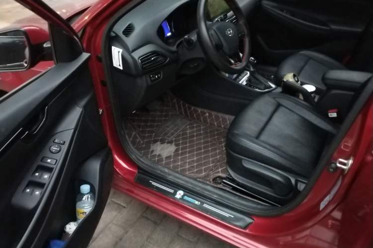 Used Hyundai Celesta 2018 1.6L Automatic GL Enjoyment Version China V Standard Driver Seat