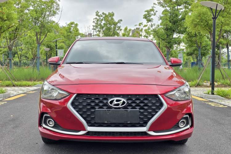 Used Hyundai Celesta 2018 1.6L Automatic GL Enjoyment Edition China VI compliant Exterior 1