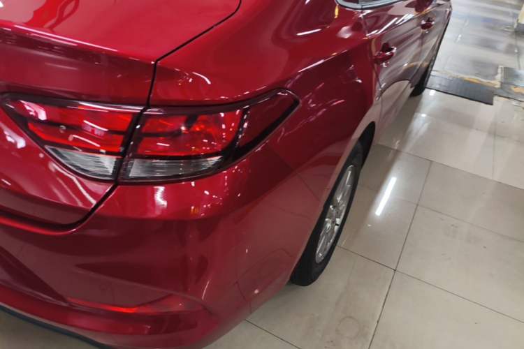 Used Hyundai Celesta 2018 1.6L Automatic GL Enjoyment Version China V Standard Exterior 3