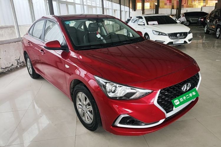Used Hyundai Celesta 2018 1.6L Automatic GL Enjoyment Edition China VI compliant Front Right 45 Deg