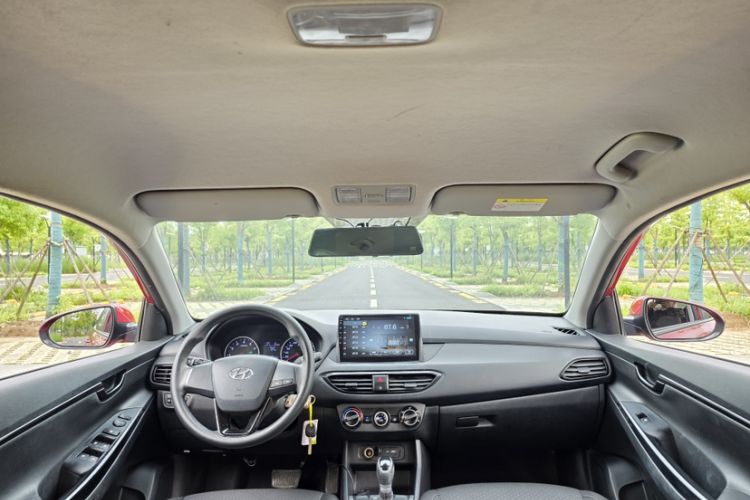 Used Hyundai Celesta 2018 1.6L Automatic GL Enjoyment Edition China VI compliant Headliner