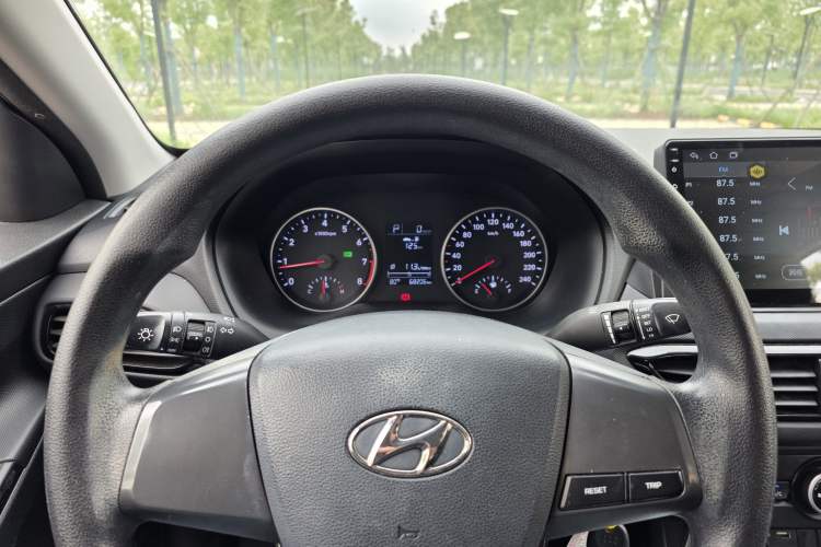 Used Hyundai Celesta 2018 1.6L Automatic GL Enjoyment Edition China VI compliant Instrument Cluster