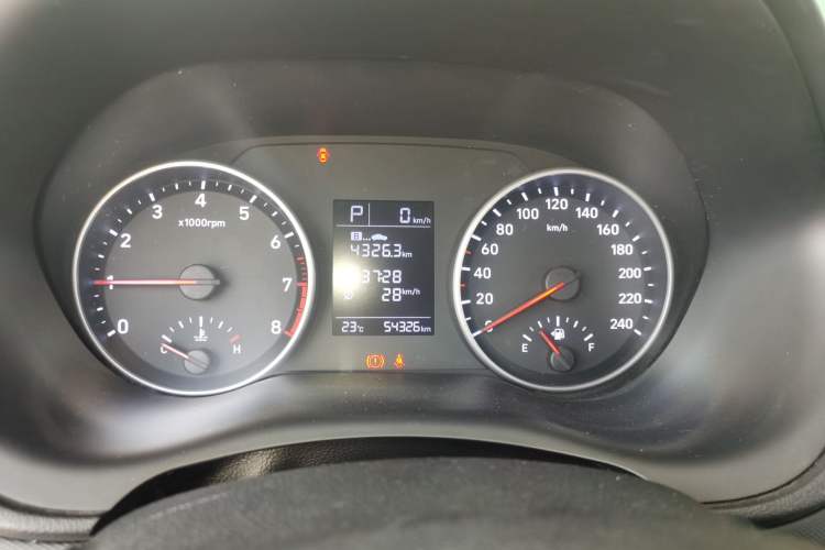 Used Hyundai Celesta 2018 1.6L Automatic GL Enjoyment Edition China VI compliant Instrument Cluster