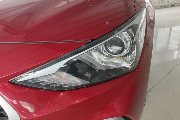 Used Hyundai Celesta 2018 1.6L Automatic GL Enjoyment Edition China VI compliant Left Front Headlight