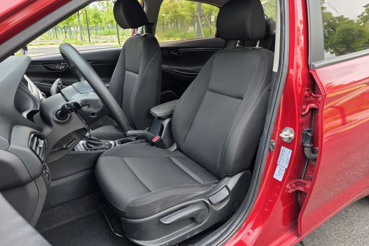 Used Hyundai Celesta 2018 1.6L Automatic GL Enjoyment Edition China VI compliant Left Front Seat