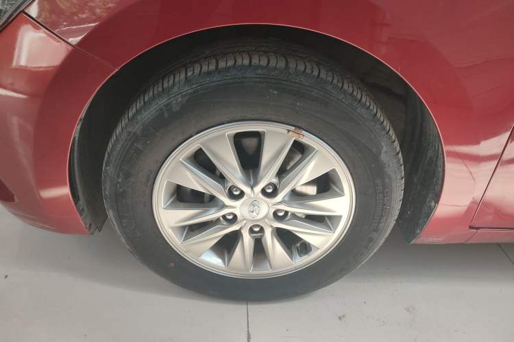 Used Hyundai Celesta 2018 1.6L Automatic GL Enjoyment Version China V Standard Left Front Wheel Hub
