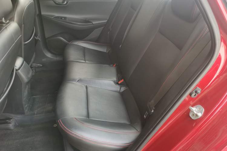 Used Hyundai Celesta 2018 1.6L Automatic GL Enjoyment Edition China VI compliant Left Rear Seat