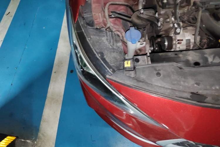Used Hyundai Celesta 2018 1.6L Automatic GL Enjoyment Version China V Standard Right Front Headlight