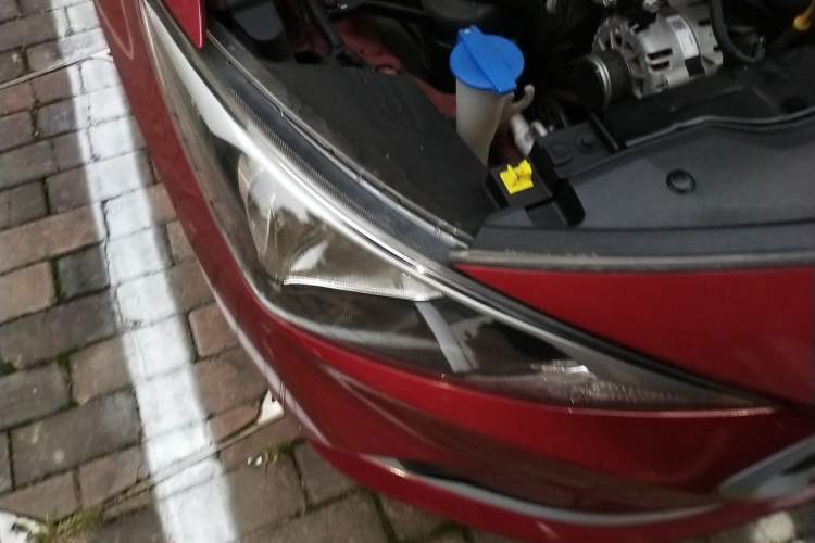 Used Hyundai Celesta 2018 1.6L Automatic GL Enjoyment Version China V Standard Right Front Headlight