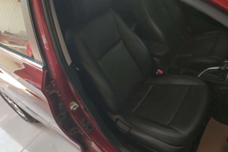 Used Hyundai Celesta 2018 1.6L Automatic GL Enjoyment Version China V Standard Right Front Seat