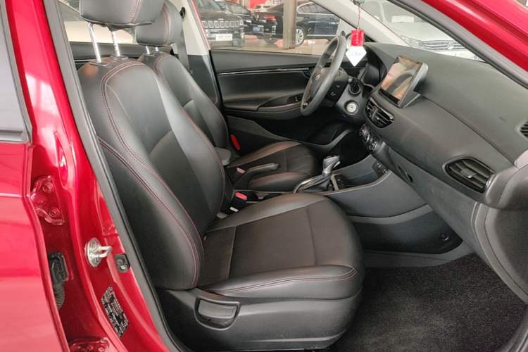 Used Hyundai Celesta 2018 1.6L Automatic GL Enjoyment Edition China VI compliant Right Front Seat