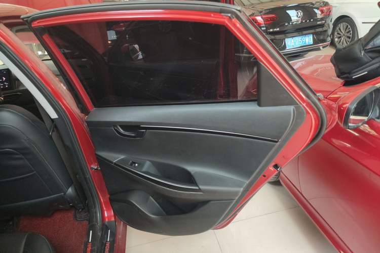 Used Hyundai Celesta 2018 1.6L Automatic GL Enjoyment Version China V Standard Right Rear Door Interior