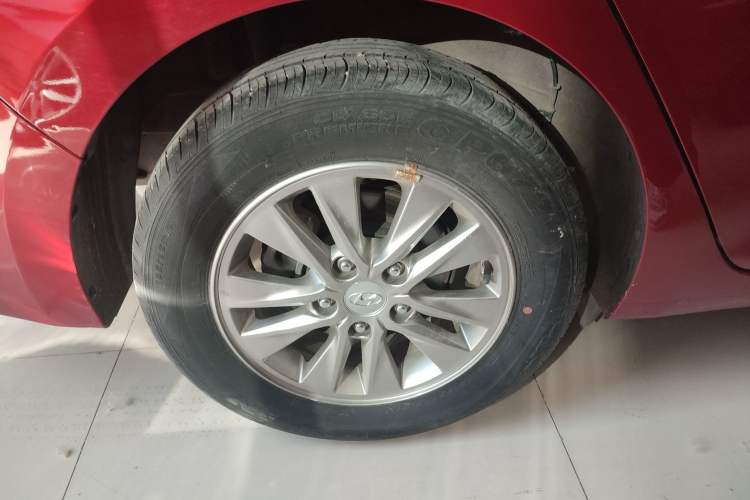 Used Hyundai Celesta 2018 1.6L Automatic GL Enjoyment Version China V Standard Right Rear Wheel Hub