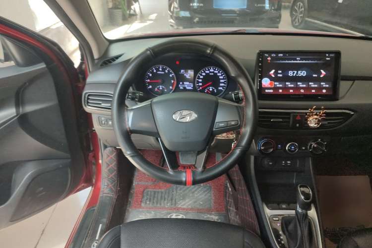 Used Hyundai Celesta 2018 1.6L Automatic GL Enjoyment Version China V Standard Steering Wheel