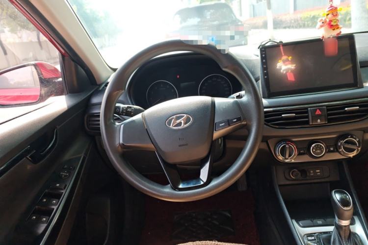 Used Hyundai Celesta 2018 1.6L Automatic GL Enjoyment Version China V Standard Steering Wheel