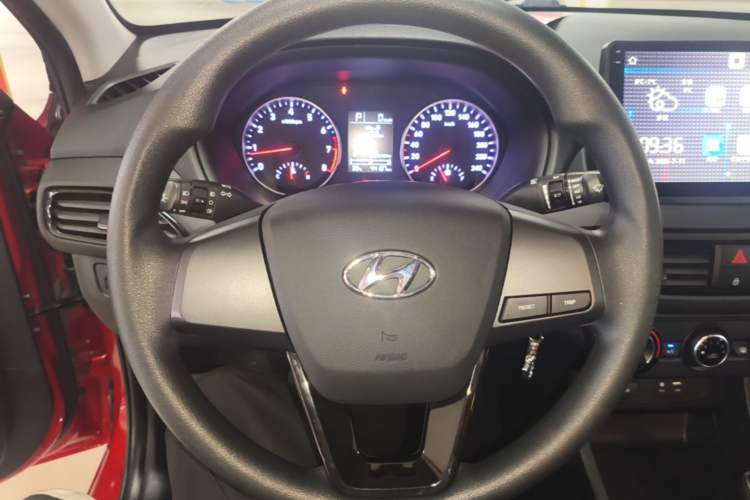 Used Hyundai Celesta 2018 1.6L Automatic GL Enjoyment Version China V Standard Steering Wheel