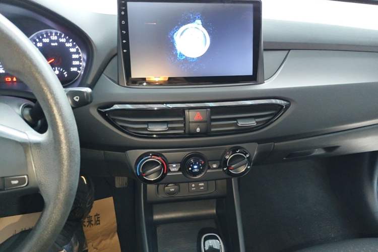 Used Hyundai Celesta 2018 1.6L Automatic GL Enjoyment Version China V Standard Audio And AC Panel