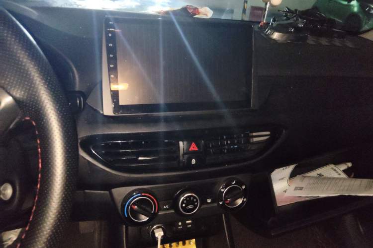 Used Hyundai Celesta 2018 1.6L Automatic GL Enjoyment Version China V Standard Audio And AC Panel
