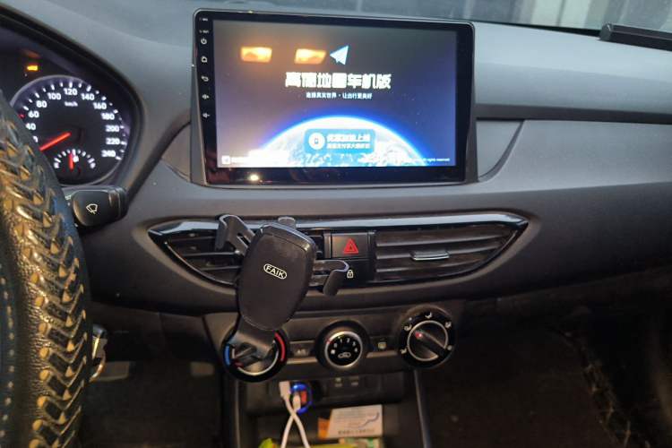 Used Hyundai Celesta 2018 1.6L Automatic GL Enjoyment Version China V Standard Audio And AC Panel