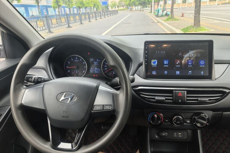 Used Hyundai Celesta 2018 1.6L Automatic GL Enjoyment Version China V Standard Audio And AC Panel