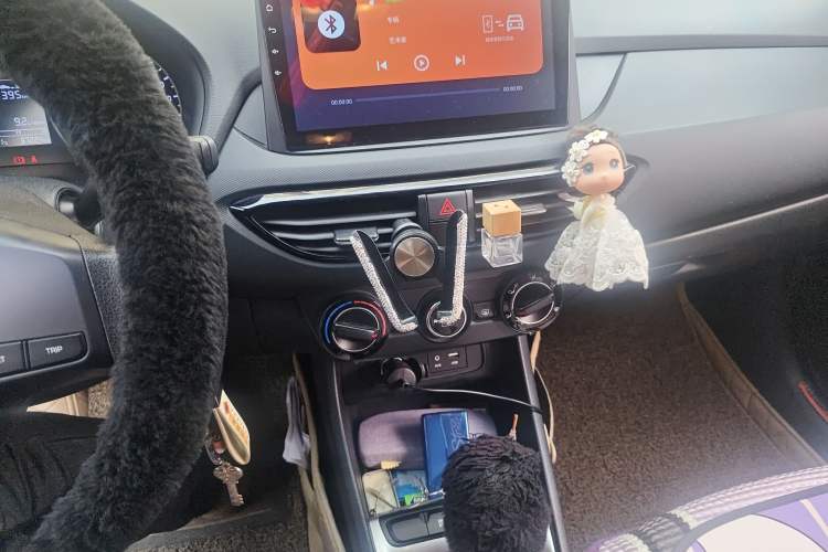 Used Hyundai Celesta 2018 1.6L Automatic GL Enjoyment Version China V Standard Audio And AC Panel
