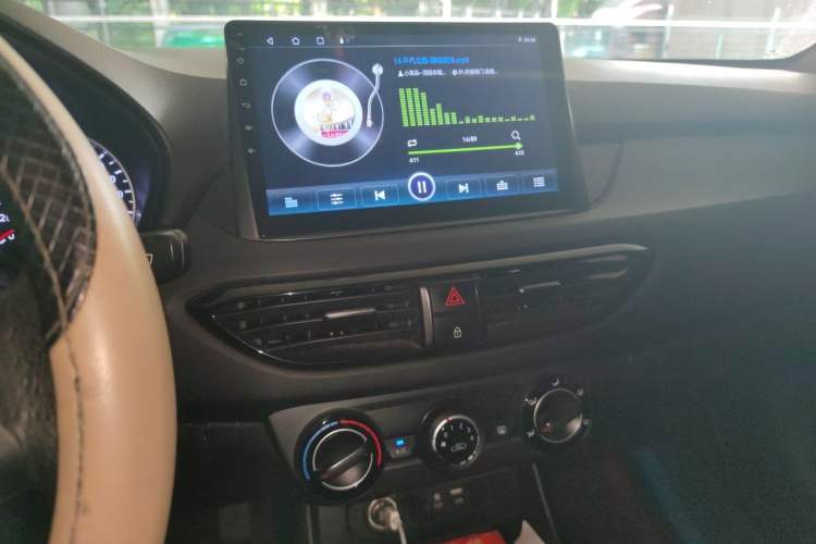Used Hyundai Celesta 2018 1.6L Automatic GL Enjoyment Edition China VI compliant Audio And AC Panel