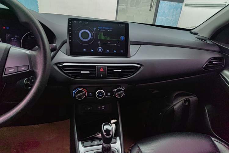 Used Hyundai Celesta 2018 1.6L Automatic GL Enjoyment Edition China VI compliant Audio And AC Panel