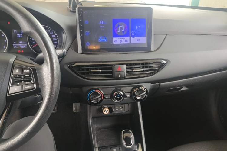 Used Hyundai Celesta 2018 1.6L Automatic GL Enjoyment Edition China VI compliant Audio And AC Panel