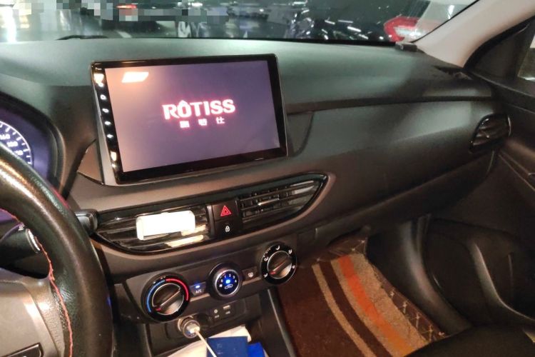 Used Hyundai Celesta 2018 1.6L Automatic GL Enjoyment Version China V Standard Audio And AC Panel
