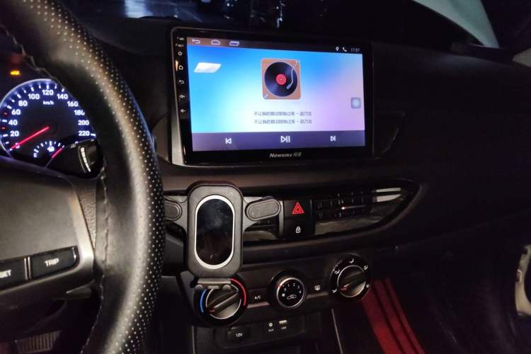 Used Hyundai Celesta 2018 1.6L Automatic GL Enjoyment Edition China VI compliant Audio And AC Panel