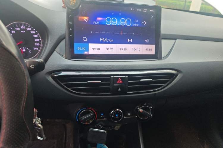 Used Hyundai Celesta 2018 1.6L Automatic GL Enjoyment Version China V Standard Audio And AC Panel