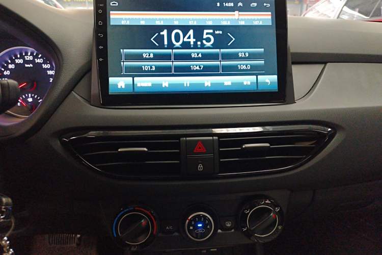 Used Hyundai Celesta 2018 1.6L Automatic GL Enjoyment Edition China VI compliant Audio And AC Panel
