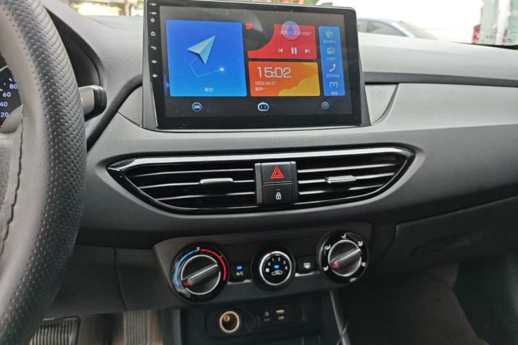 Used Hyundai Celesta 2018 1.6L Automatic GL Enjoyment Version China V Standard Audio And AC Panel