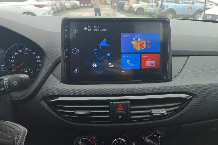 Used Hyundai Celesta 2018 1.6L Automatic GL Enjoyment Edition China VI compliant Audio And AC Panel