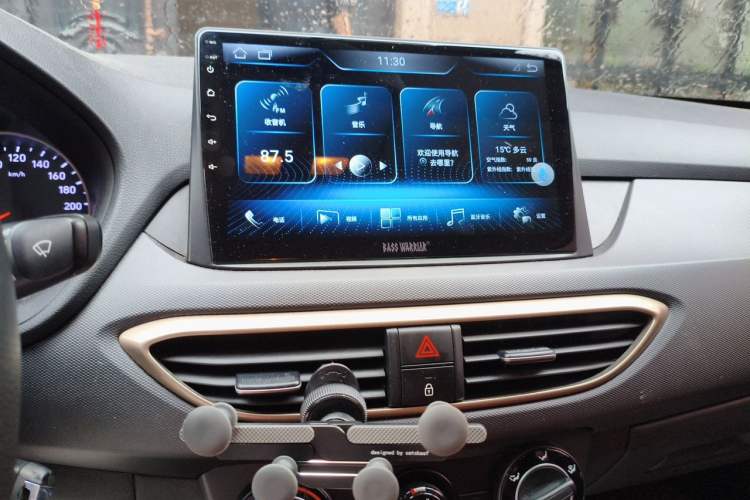 Used Hyundai Celesta 2018 1.6L Automatic GL Enjoyment Version China V Standard Audio And AC Panel
