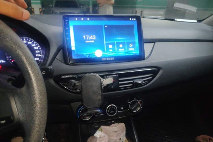 Used Hyundai Celesta 2018 1.6L Automatic GL Enjoyment Edition China VI compliant Audio And AC Panel