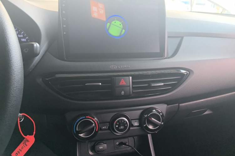 Used Hyundai Celesta 2018 1.6L Automatic GL Enjoyment Edition China VI compliant Audio And AC Panel