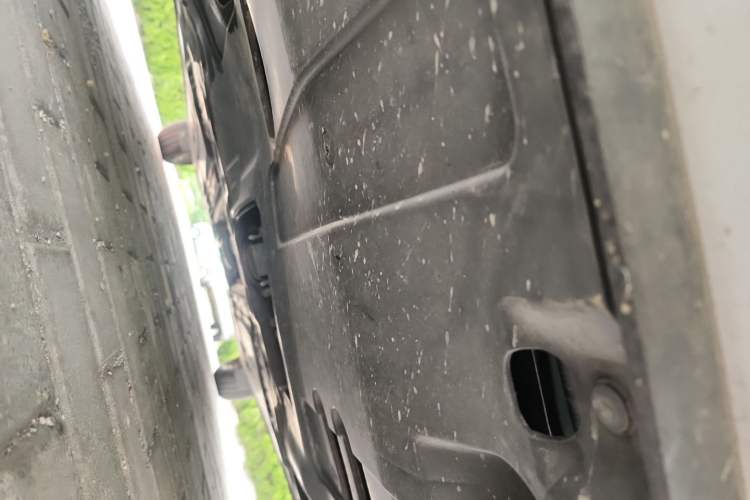 Used Hyundai Celesta 2018 1.6L Automatic GL Enjoyment Edition China VI compliant Chassis Front