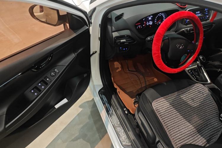 Used Hyundai Celesta 2018 1.6L Automatic GL Enjoyment Version China V Standard Driver Seat