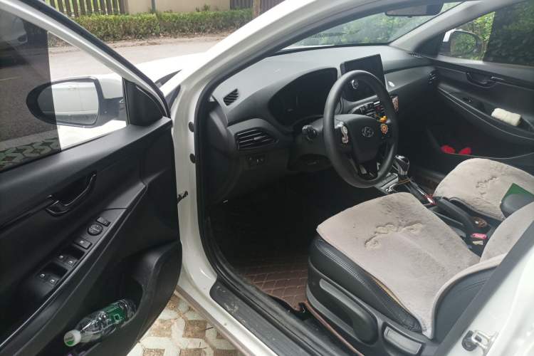 Used Hyundai Celesta 2018 1.6L Automatic GL Enjoyment Version China V Standard Driver Seat
