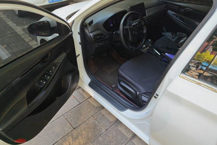 Used Hyundai Celesta 2018 1.6L Automatic GL Enjoyment Edition China VI compliant Driver Seat