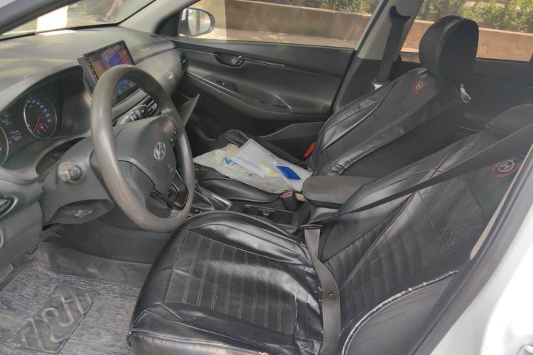 Used Hyundai Celesta 2018 1.6L Automatic GL Enjoyment Edition China VI compliant Driver Seat