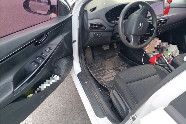 Used Hyundai Celesta 2018 1.6L Automatic GL Enjoyment Version China V Standard Driver Seat