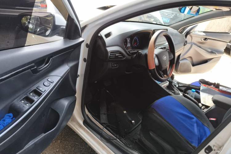 Used Hyundai Celesta 2018 1.6L Automatic GL Enjoyment Version China V Standard Driver Seat