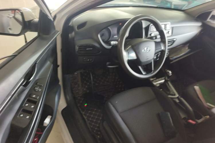 Used Hyundai Celesta 2018 1.6L Automatic GL Enjoyment Version China V Standard Driver Seat
