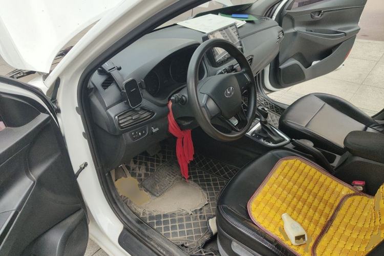 Used Hyundai Celesta 2018 1.6L Automatic GL Enjoyment Version China V Standard Driver Seat